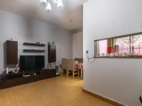 Depto Tipo Casa en Venta de 2 ambientes