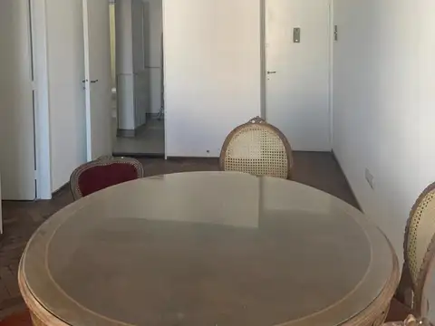 España 1600, Piso 06