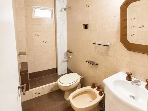 Departamento 4 ambientes con 2 baños