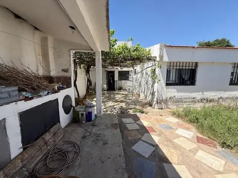 Lagunilla 2400