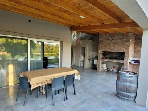Casa en Venta en Victoria, USD 250.000