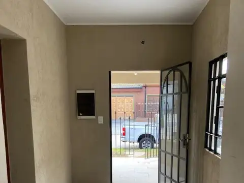 VENTA DE CASA  A ESTRENAR EN BUENA UBICACION, MERCEDES B.