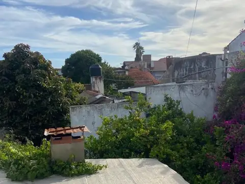 CHALET CERCA DEL MAR BARRIO CONSTITUCIÒN