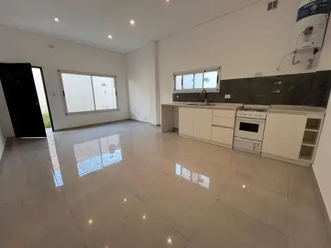 Depto Tipo Casa en Venta de 2 ambientes