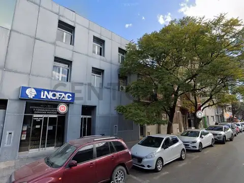 La Tablada 100, Piso 0