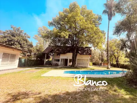 Casa 4 ambientes con 4 baños