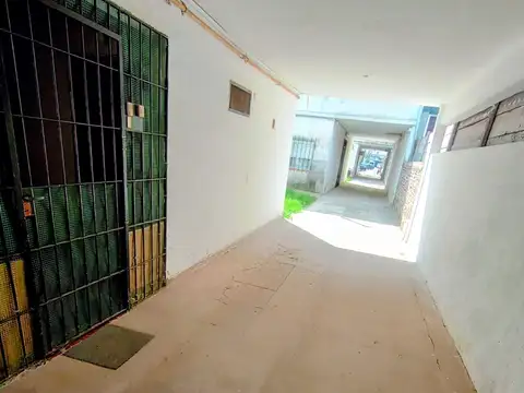 Depto Tipo Casa 2 ambientes con 1 baño