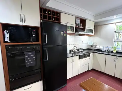 Casa 4 ambientes con 4 baños