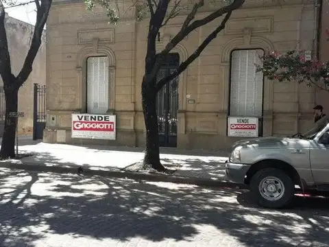 Av. Mitre  100