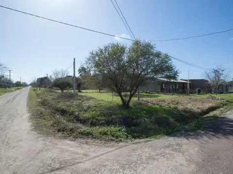 LOTE EN VENTA EN RECREO 