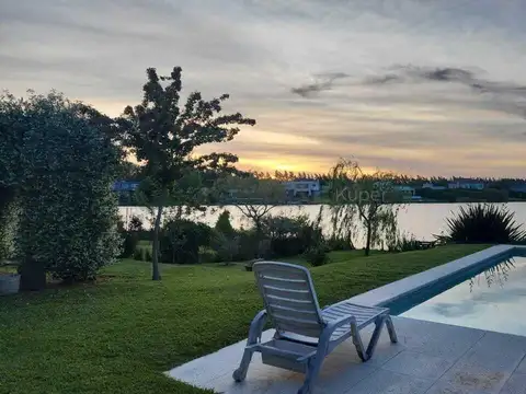 Casa  en Alquiler en Villanueva, Tigre, G.B.A. Zona Norte