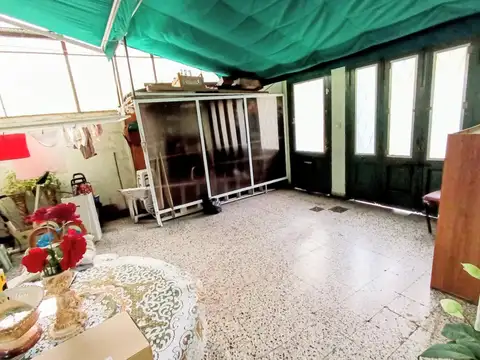 Depto Tipo Casa en Venta de 5 ambientes