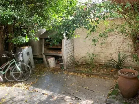 Depto Tipo Casa en Venta 35 años