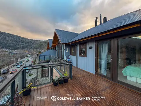 Venta de departamento ultimo piso con terraza de 4 ambientes 131 m2 centro san martin de los andes.