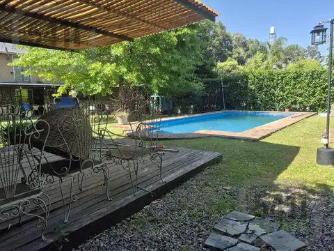 Venta Excelente Casa Familiar | 4 Amb. | Pileta, Gran Jardín y Quincho | Del Viso