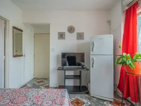 DEPARTAMENTO DOS AMBIENTES - ALMAGRO - SUPERLUMINOSO 