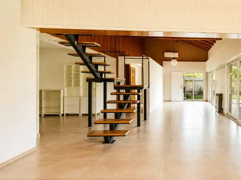 Casa en Venta con 1 cochera