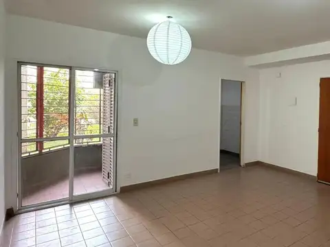 Departamento en venta - 2 Dormitorios 1 Baño - 56Mts2 - Vicente López