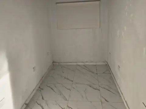 Casa en Alquiler con 1 cochera