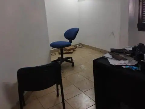 Galpon en Alquiler 30  mts Fondo