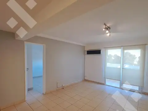 Departamento en Alquiler con 1 cochera