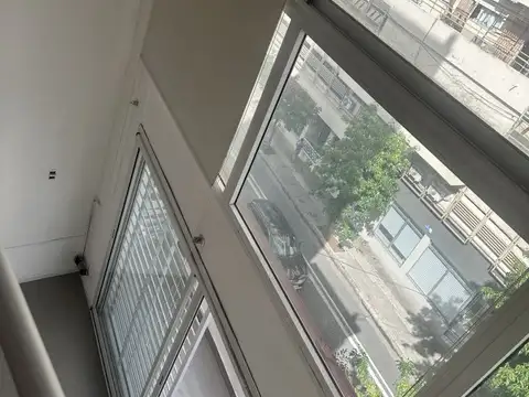 Departamento en Alquiler en Republica De La Sexta, $ 600.000