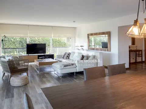 Tu Refugio Frente al Mar en Brava - Punta del Este, Departamento de 4 dormitorios en venta