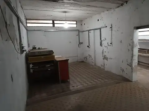 Galpon en Venta en Barrio Matheu, USD 55.000