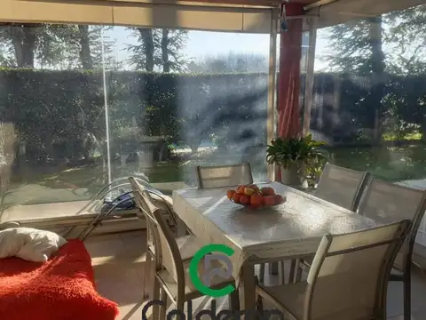 Casa 4 ambientes con 3 baños