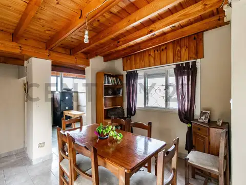 Gualeguaychú 2500, Piso 0