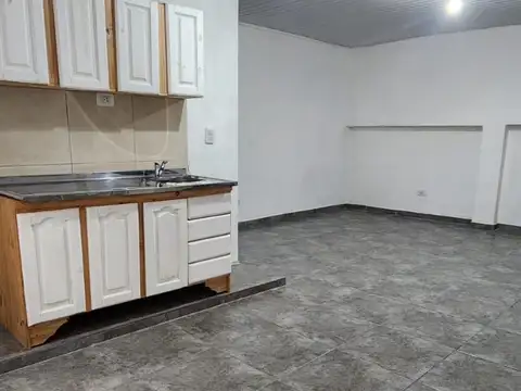 Depto Tipo Casa en Alquiler en Virreyes, $ 370.000