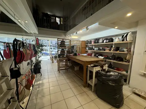 Local en Venta en Plaza Colon, USD 130.000