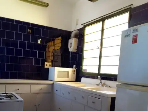 Casa en Alquiler con 1 cochera