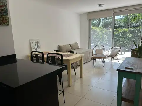 Los Crisantemos, Villahaus 400, Piso PB