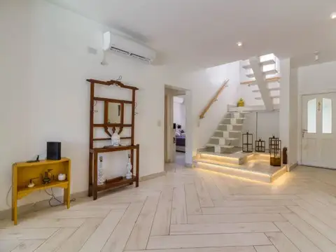 VENTA CASA BARRIO LA BARRA VILLAGE 6 AMB. ESCOBAR MUY LUMINOSA|