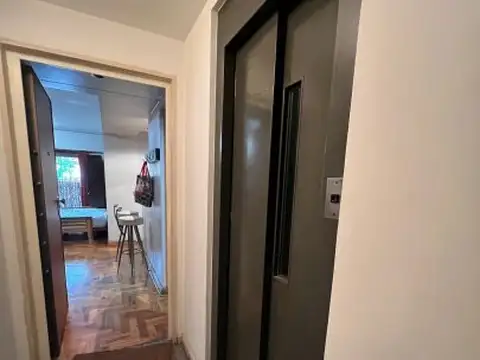 Amenábar 400, Piso 1