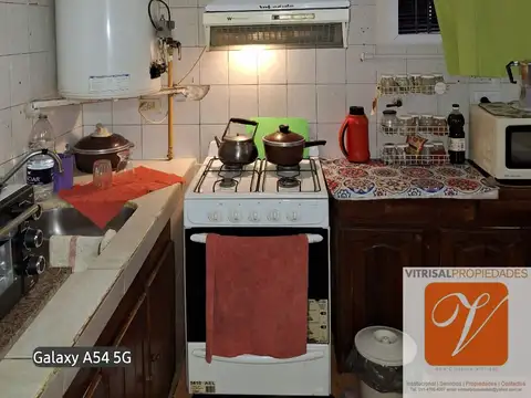 Depto Tipo Casa 3 ambientes con 2 baños