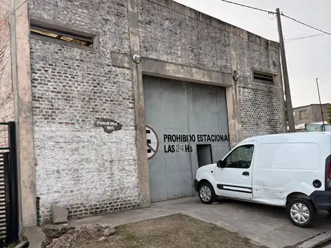 Galpón de 360m2 en zona estratégica para logística