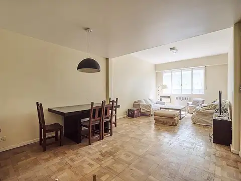 Departamento 4 ambientes Piso Reciclado Impecable Luminoso Dependencia en Palermo Chico