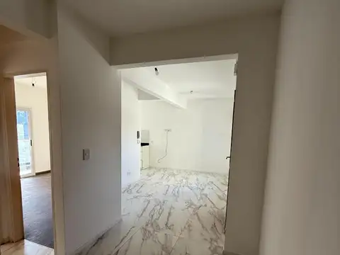 Belgrano 300, Piso 2