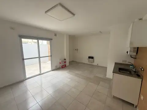 Depto Tipo Casa 2 ambientes con 1 baño