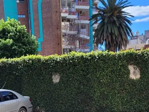 Bartolome Mitre 1400