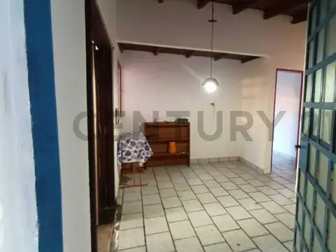 72 Bis Entre 24 y 25 1400, Piso 0