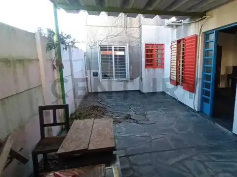 72 Bis Entre 24 y 25 1400, Piso 0