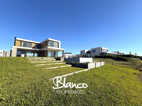 Casa en Venta en Puertos, USD 890.000