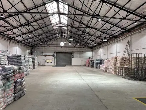 ALQUILER DEPOSITO BARRACAS