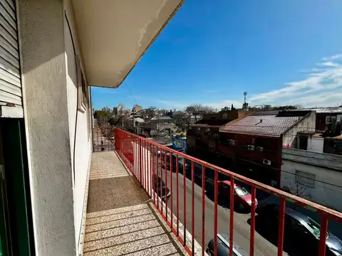 Venta Villa Urquiza depto 3 ambientes con balcón