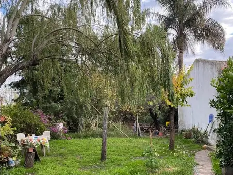 Terreno en Venta en Luis Guillon, USD 85.000