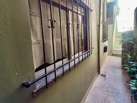 Depto Tipo Casa en Venta de 5 ambientes