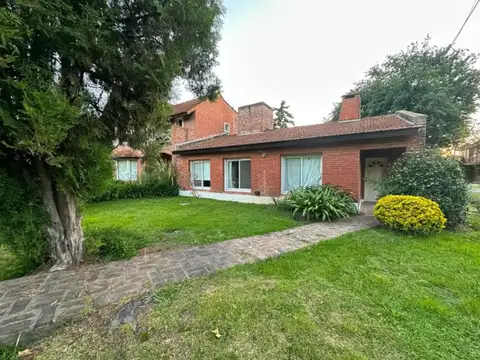 Casa en Venta 3 Dormitorios Country Club Champagnat